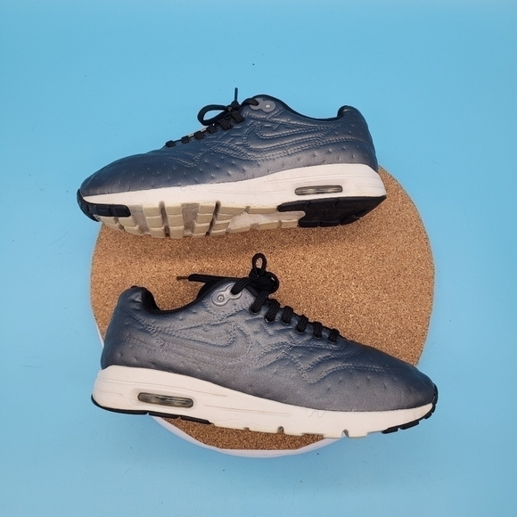 Nike Shoes Women's 6.5 Air Max 1 Ultra PRM JCRD Running Trainers - Picture 7 of 9